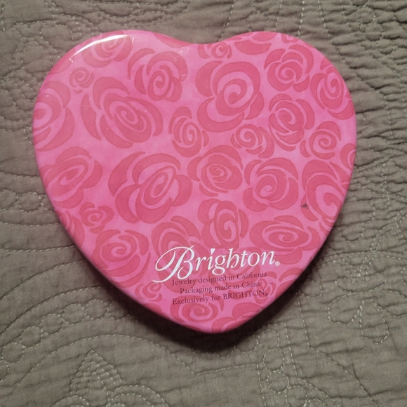 Brighton Large Metal Tin Follow Your Heart Trinket Jewelry Gift Box - Picture 4 of 9